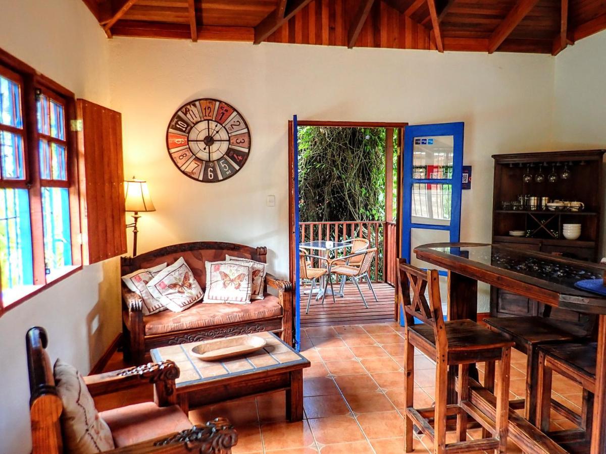 Orosi Lodge Kültér fotó